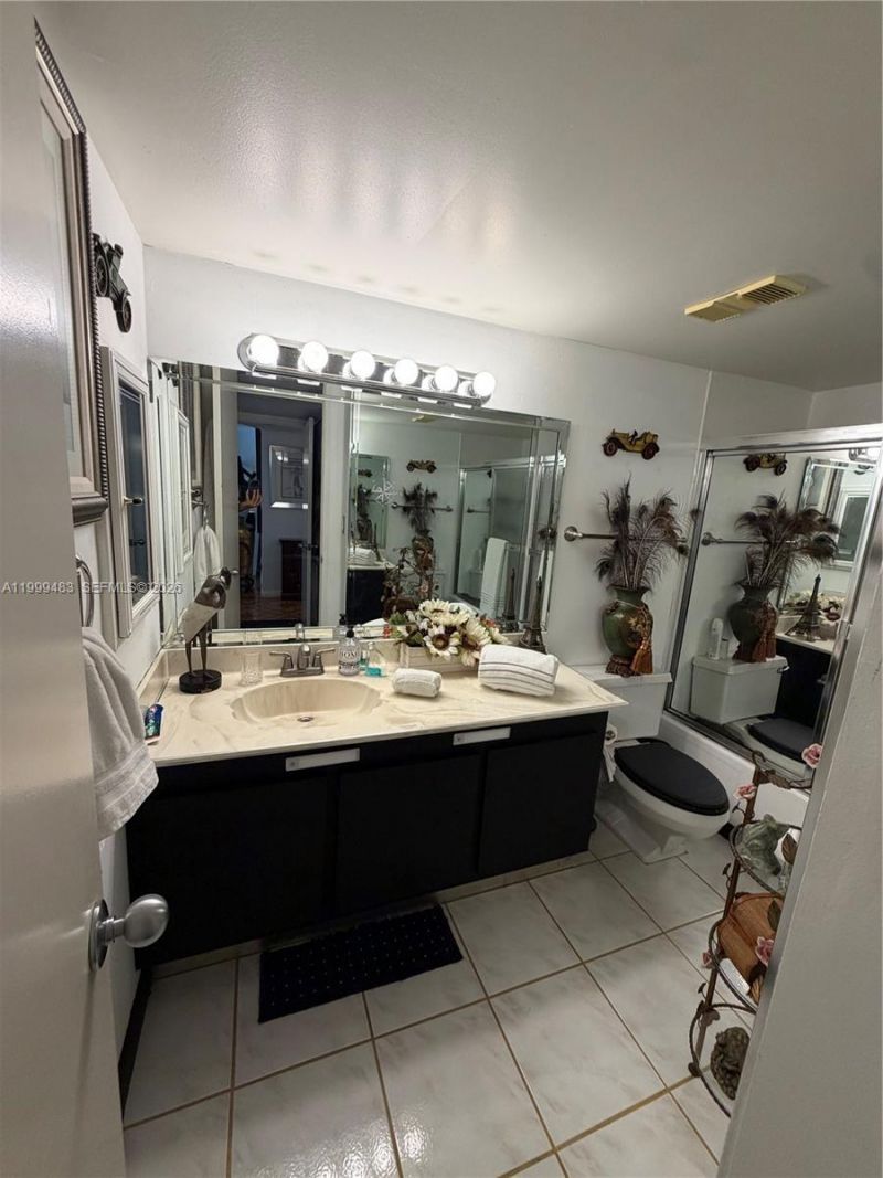 18151 NE 31st Ct, Unit 505, Aventura, FL 33160 Photo