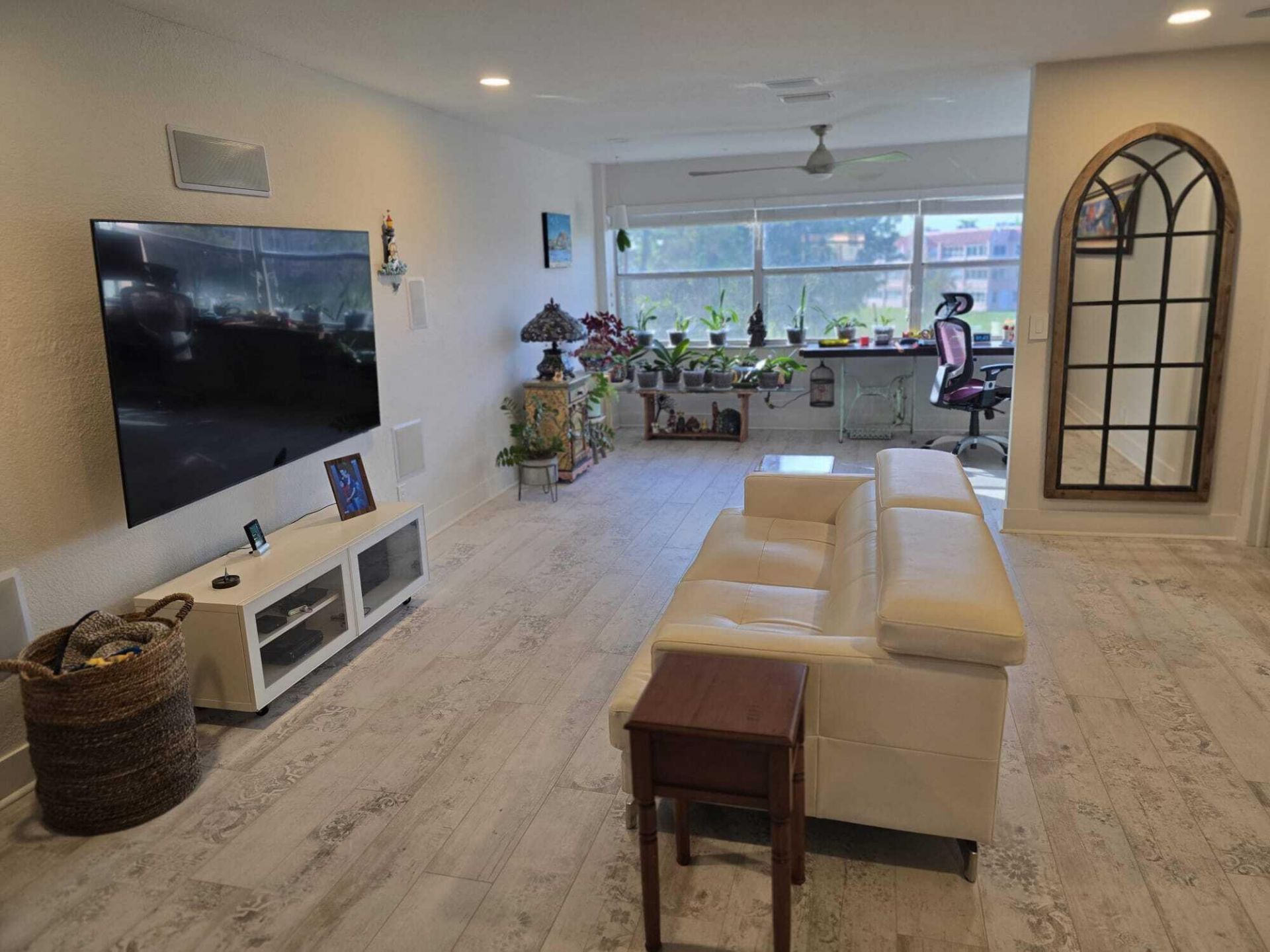 9501 Sunrise Lakes Boulevard, Unit 305, Sunrise, FL 33322 Photo