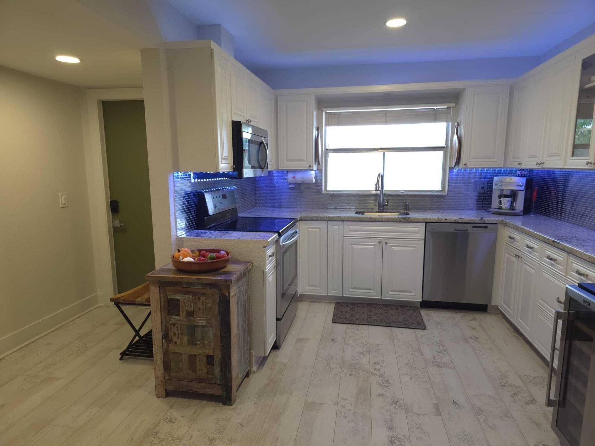 9501 Sunrise Lakes Boulevard, Unit 305, Sunrise, FL 33322 Photo