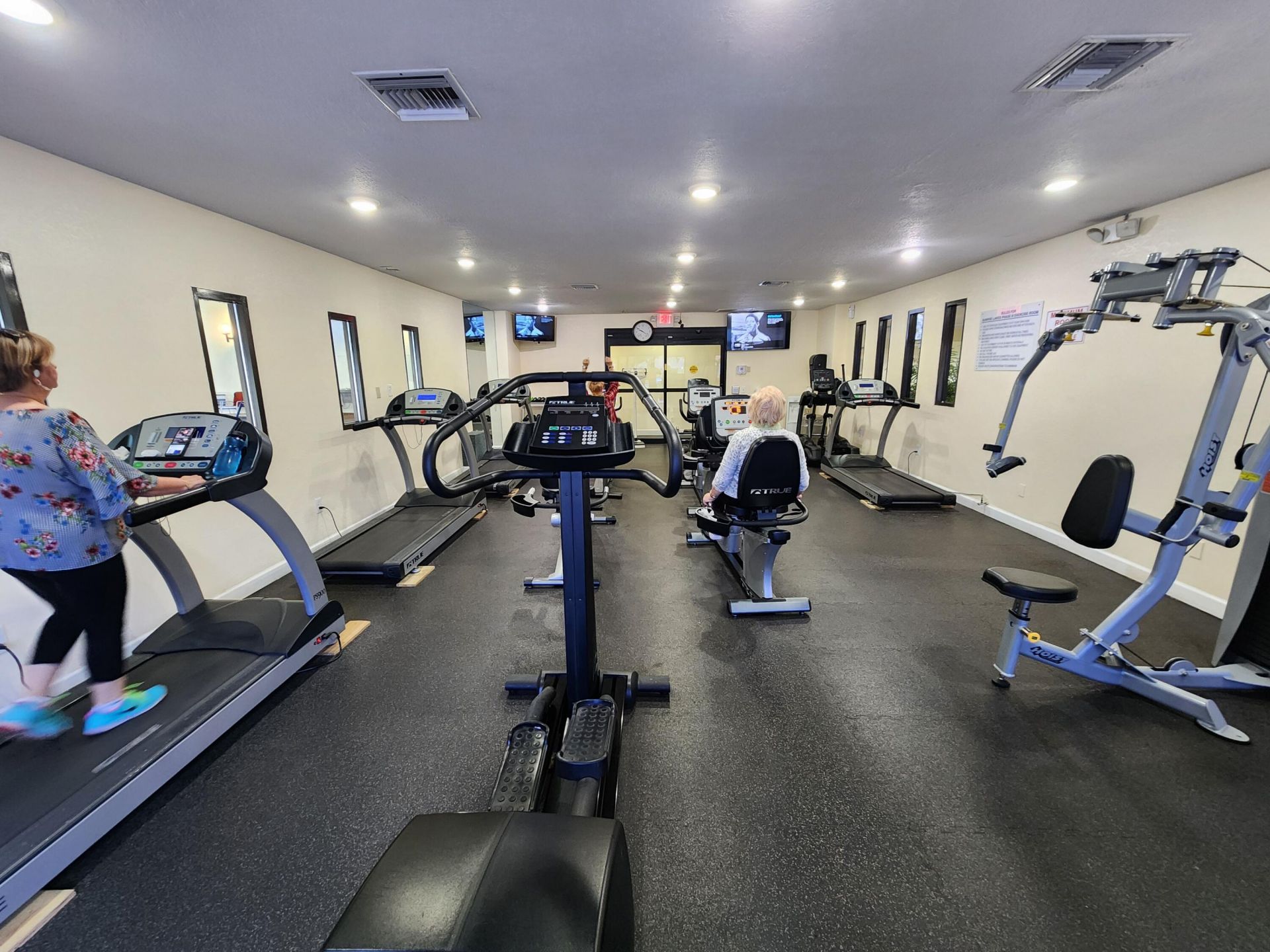 9501 Sunrise Lakes Boulevard, Unit 305, Sunrise, FL 33322 Photo