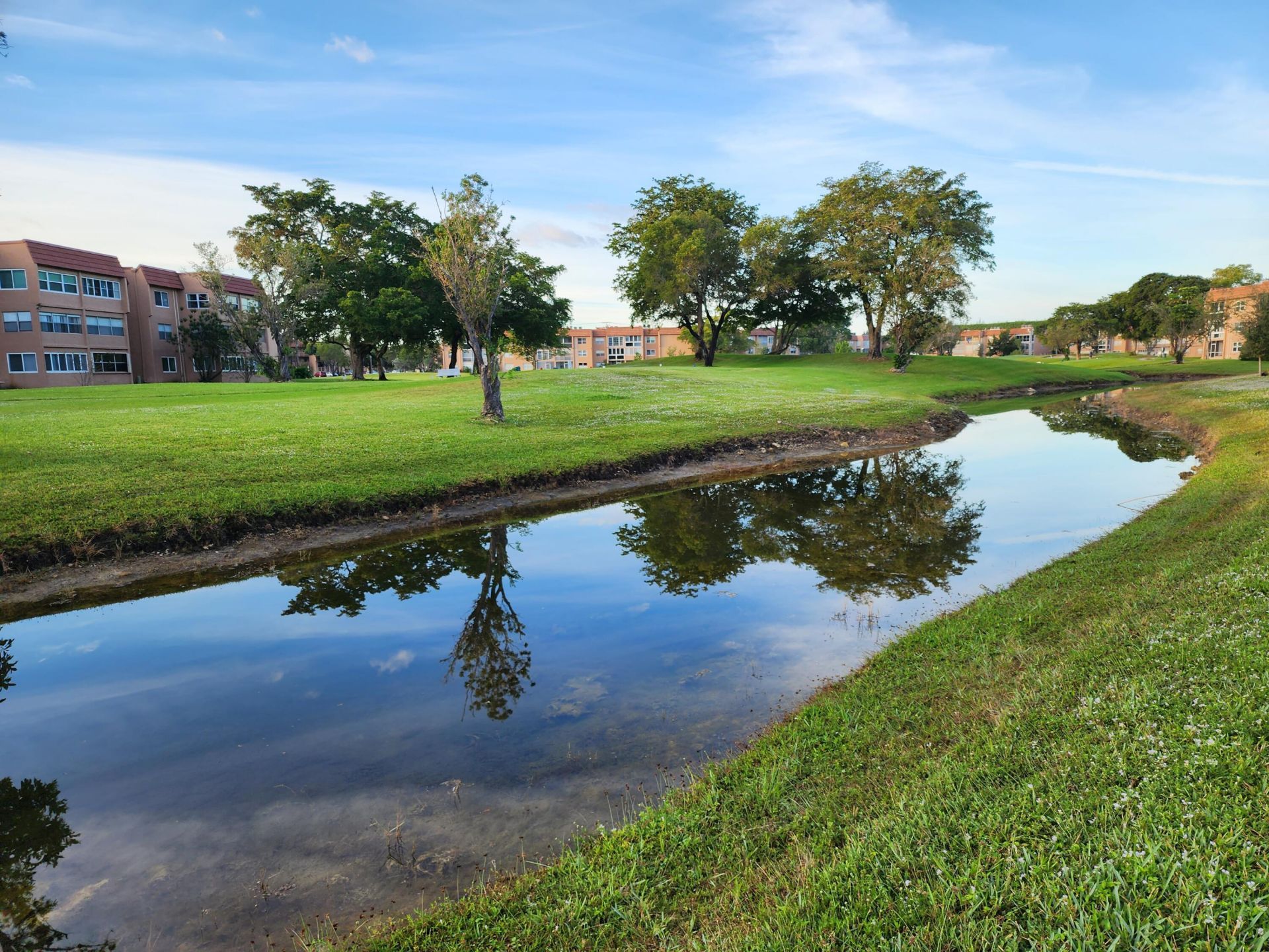 9501 Sunrise Lakes Boulevard, Unit 305, Sunrise, FL 33322 Photo