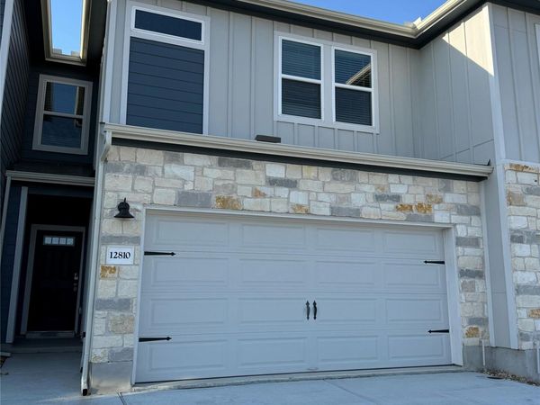 12810 Siena Village LN , Buda, TX 78610