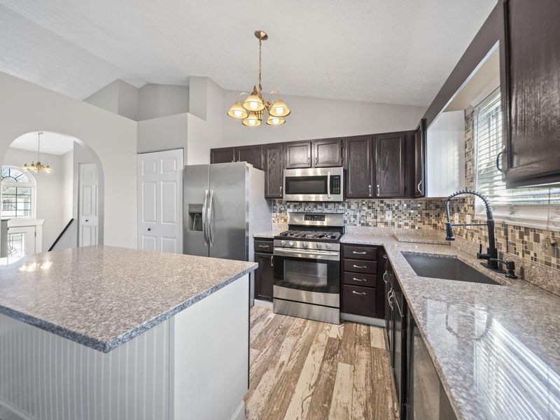 1628 Westmeadow Drive , Columbus, OH 43223 Photo 10