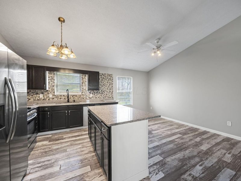 1628 Westmeadow Drive , Columbus, OH 43223 Photo 11