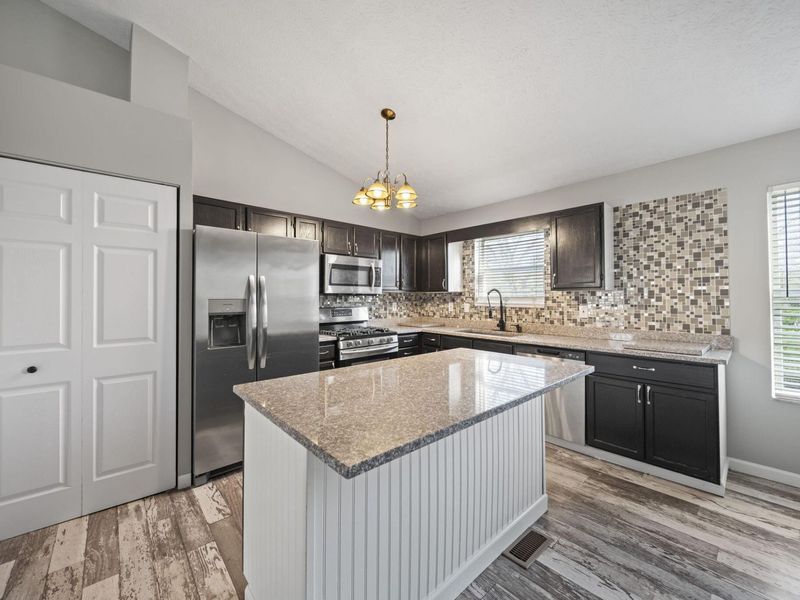 1628 Westmeadow Drive , Columbus, OH 43223 Photo 12