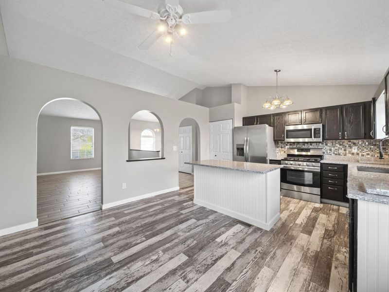 1628 Westmeadow Drive , Columbus, OH 43223 Photo 16