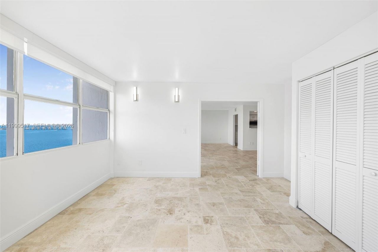 1420 Brickell Bay Dr, Unit 1401A, Miami, FL 33131 Photo