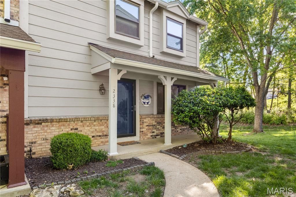 2338 Hidden Meadow Lane, Ballwin, MO 63021 Main Photo