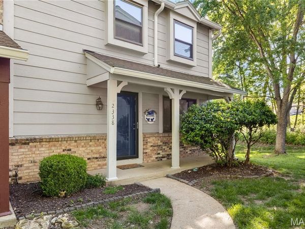 2338 Hidden Meadow Lane, Ballwin, MO 63021