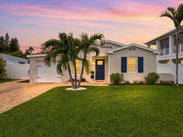105 3RD STREET , BELLEAIR BEACH, FL 33786