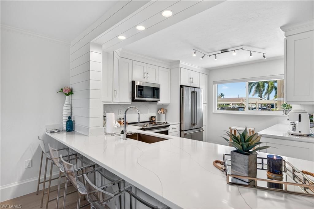 309 Goodlette-frank Rd S, Unit A204, Naples, FL 34102 Photo