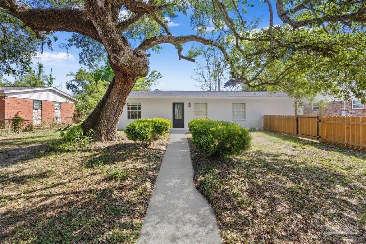 3407 W Jordan St, Pensacola, FL 32505 Main Photo