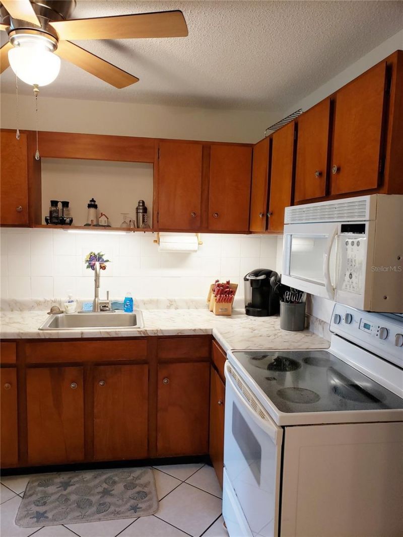 541 S Peninsula Avenue, Unit A21, New Smyrna Beach, FL 32169 Photo