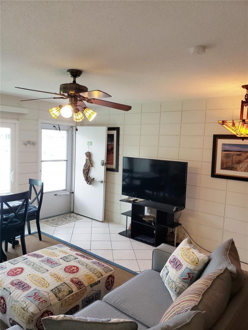 541 S Peninsula Avenue, Unit A21, New Smyrna Beach, FL 32169 Photo