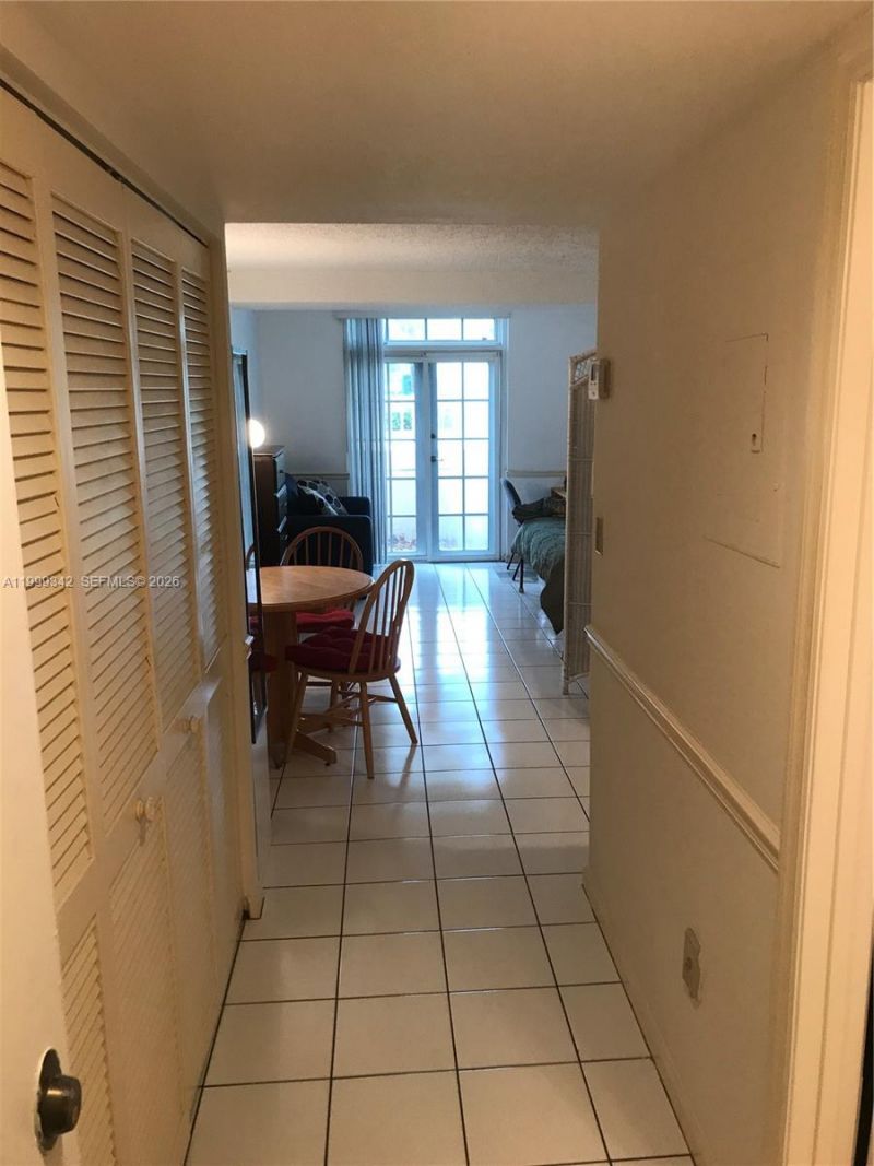 1280 S Alhambra Cir, Unit 1111B, Coral Gables, FL 33146 Photo