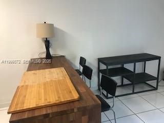 323 Washington Ave , Unit 4, Miami Beach, FL 33139 Photo