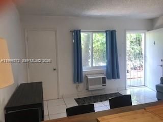 323 Washington Ave , Unit 4, Miami Beach, FL 33139 Photo