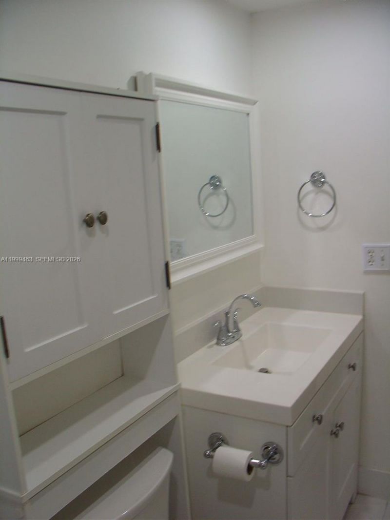 19025 NW 62nd Ave, Unit 202, Hialeah, FL 33015 Photo