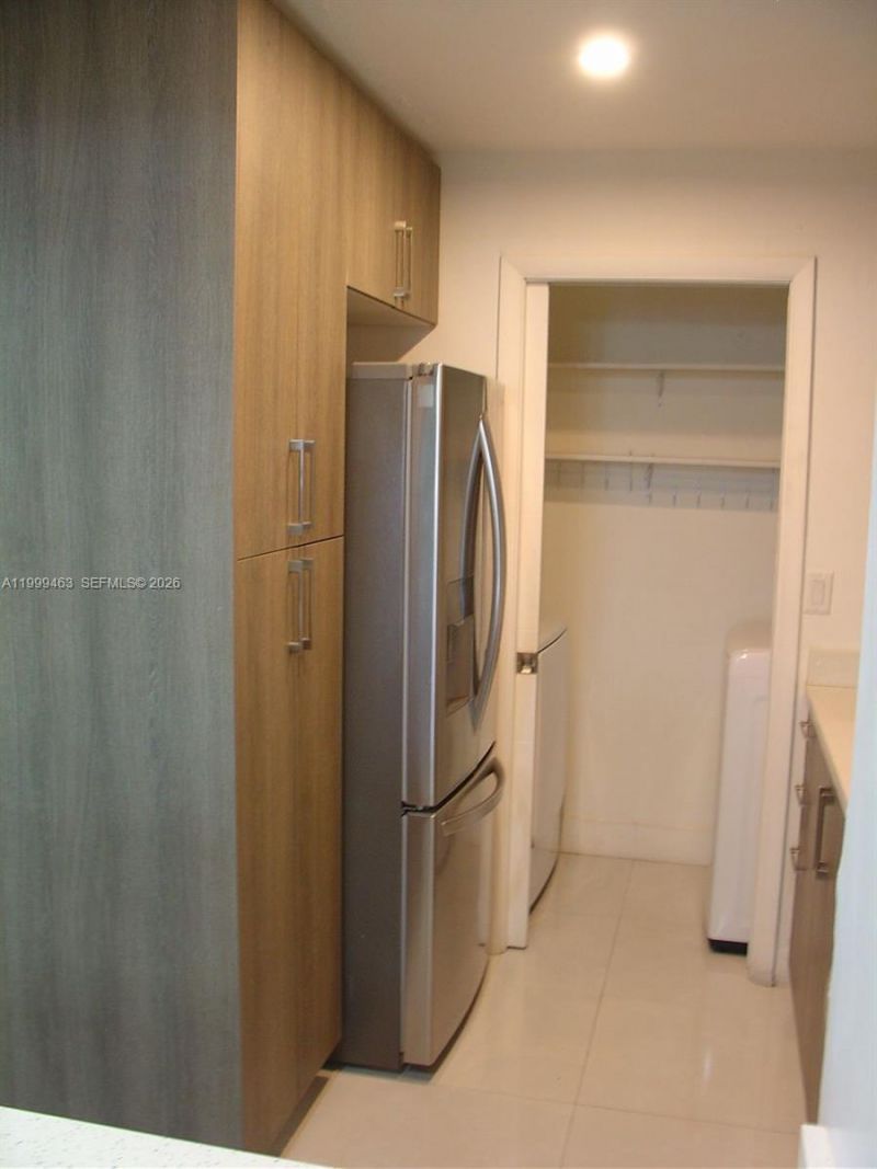 19025 NW 62nd Ave, Unit 202, Hialeah, FL 33015 Photo