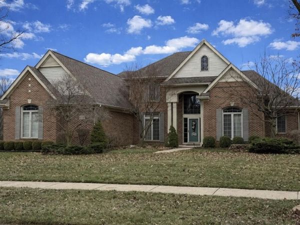 6576 Kennesaw Road, Canton, MI 48187