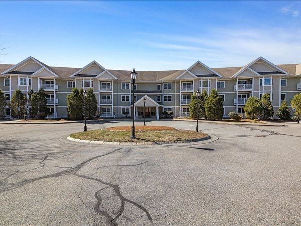 490 Main Street, Unit 205, Northborough, MA 01532