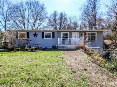 61 Pumpkin Hill , New Milford, CT 06776