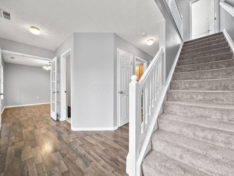 6038 Turnwood Drive , Westerville, OH 43081 Photo 24