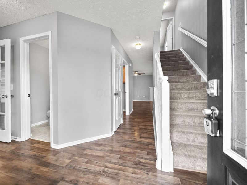 6038 Turnwood Drive , Westerville, OH 43081 Photo 6