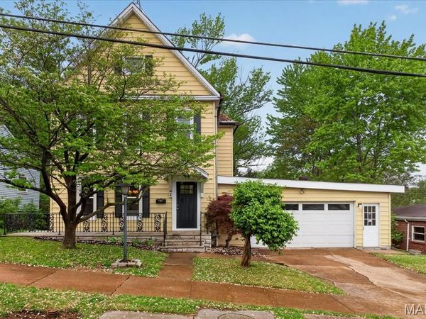 2339 Sulphur Avenue, St Louis, MO 63139