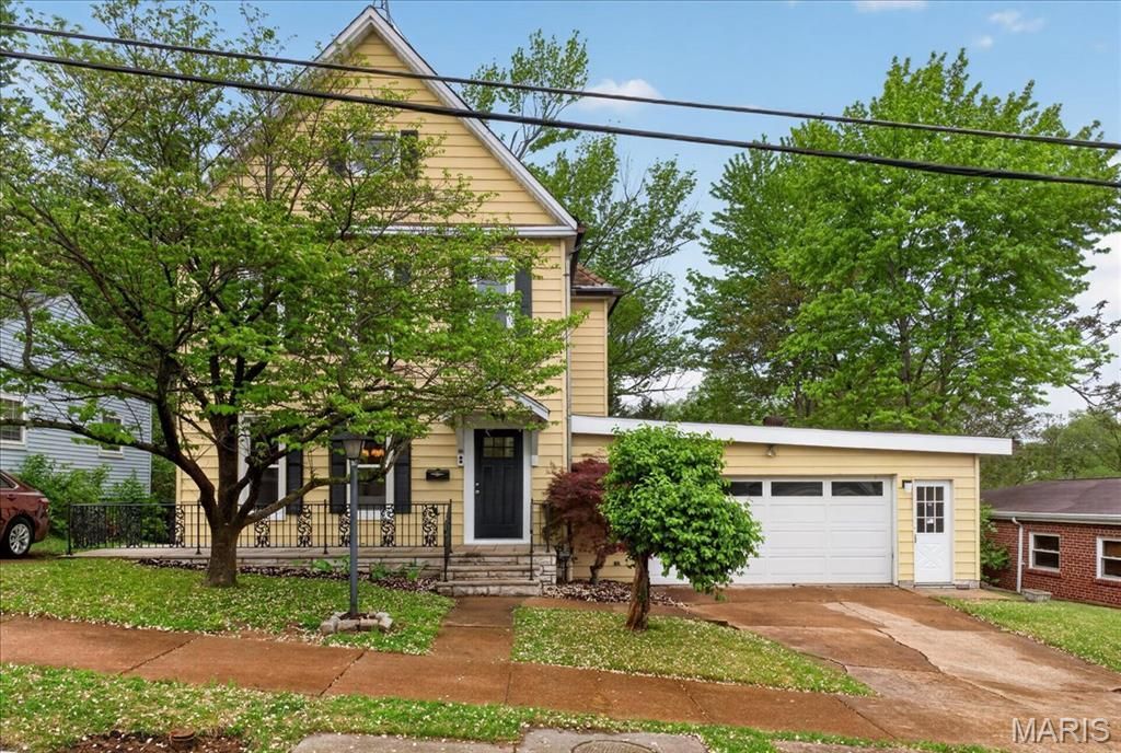 2339 Sulphur Avenue, Saint Louis, MO 63139 Main Photo