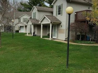 5025 S Saybrook Court, Waterford Twp, MI 48327