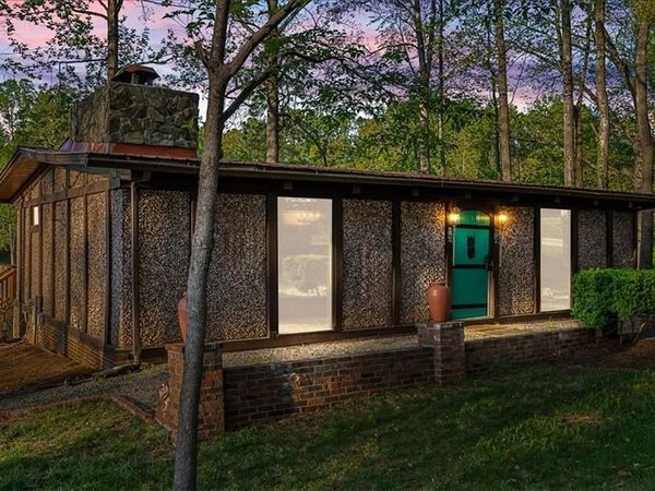 3908 Waterton Road , Summerfield, NC 27358