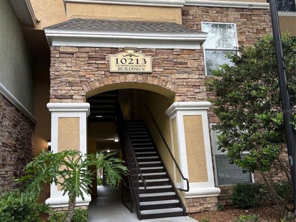 10213 COURTNEY PALMS BOULEVARD , Unit 301, TAMPA, FL 33619