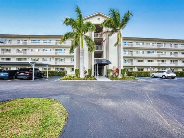 14871 Hole In 1 CIR, Unit 205, FORT MYERS, FL 33919