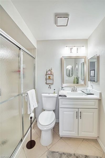 14871 Hole In 1 Cir, Unit 205, Fort Myers, FL 33919 Photo