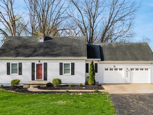 3245 Circle Court, Zanesville, OH 43701