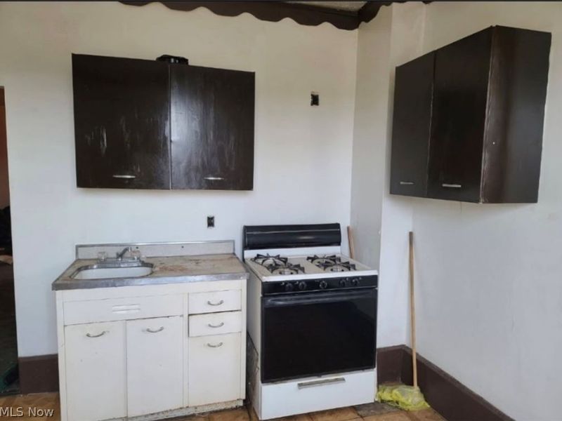 3008 Wilson Avenue, Campbell, OH 44405 Photo 12