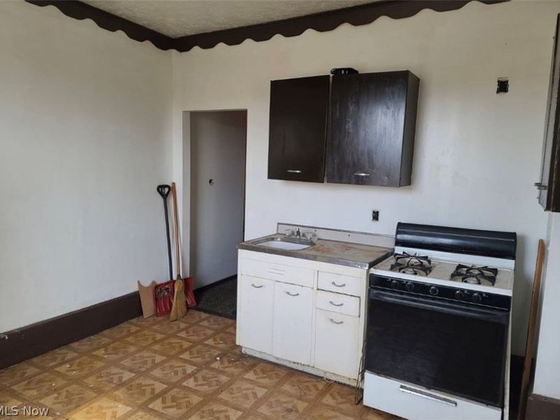 3008 Wilson Avenue, Campbell, OH 44405 Photo 13