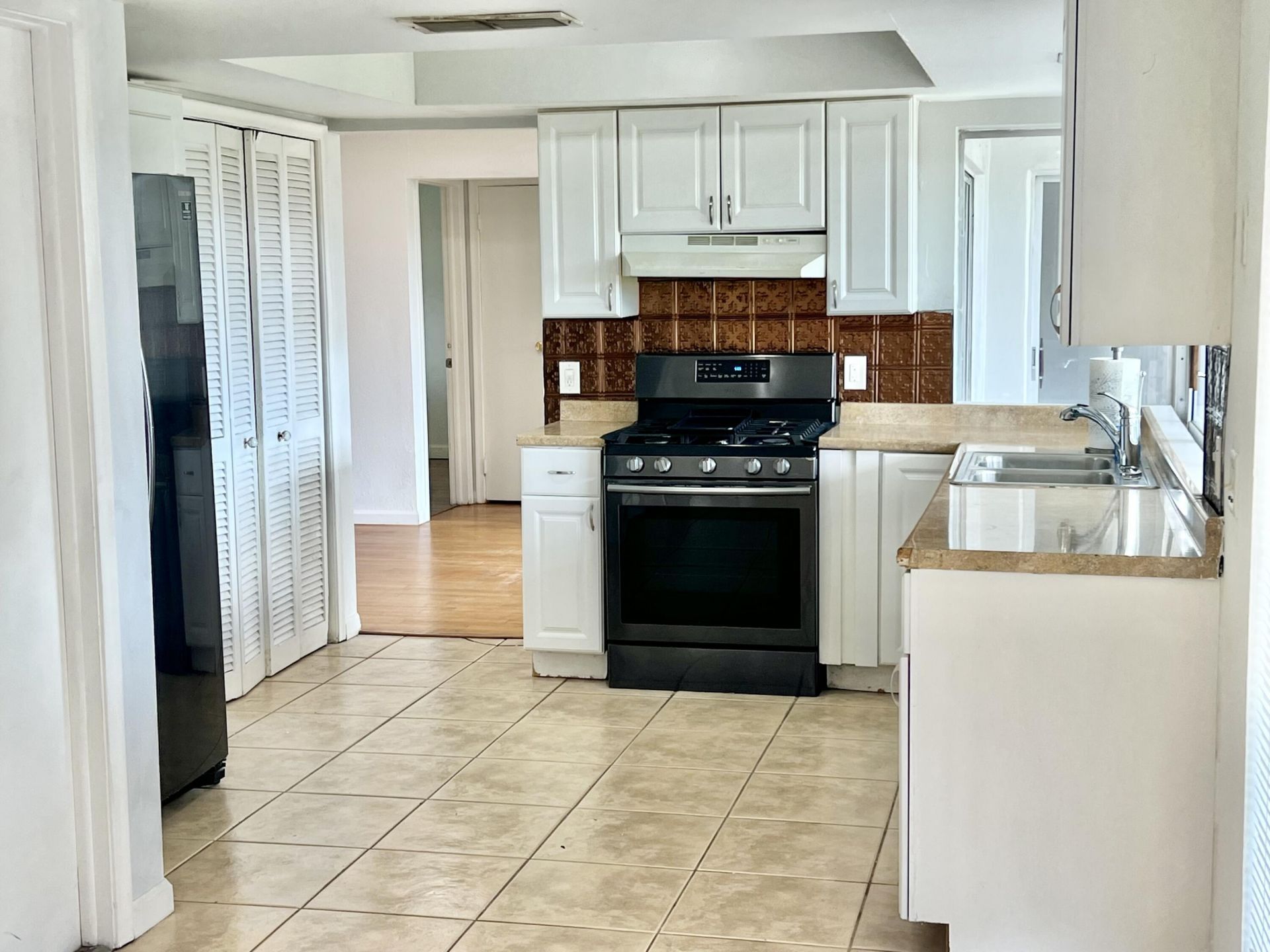 8900 NW 26th Street, Sunrise, FL 33322 Photo