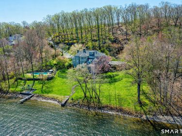 59 Sail Harbour, New Fairfield, CT 06812