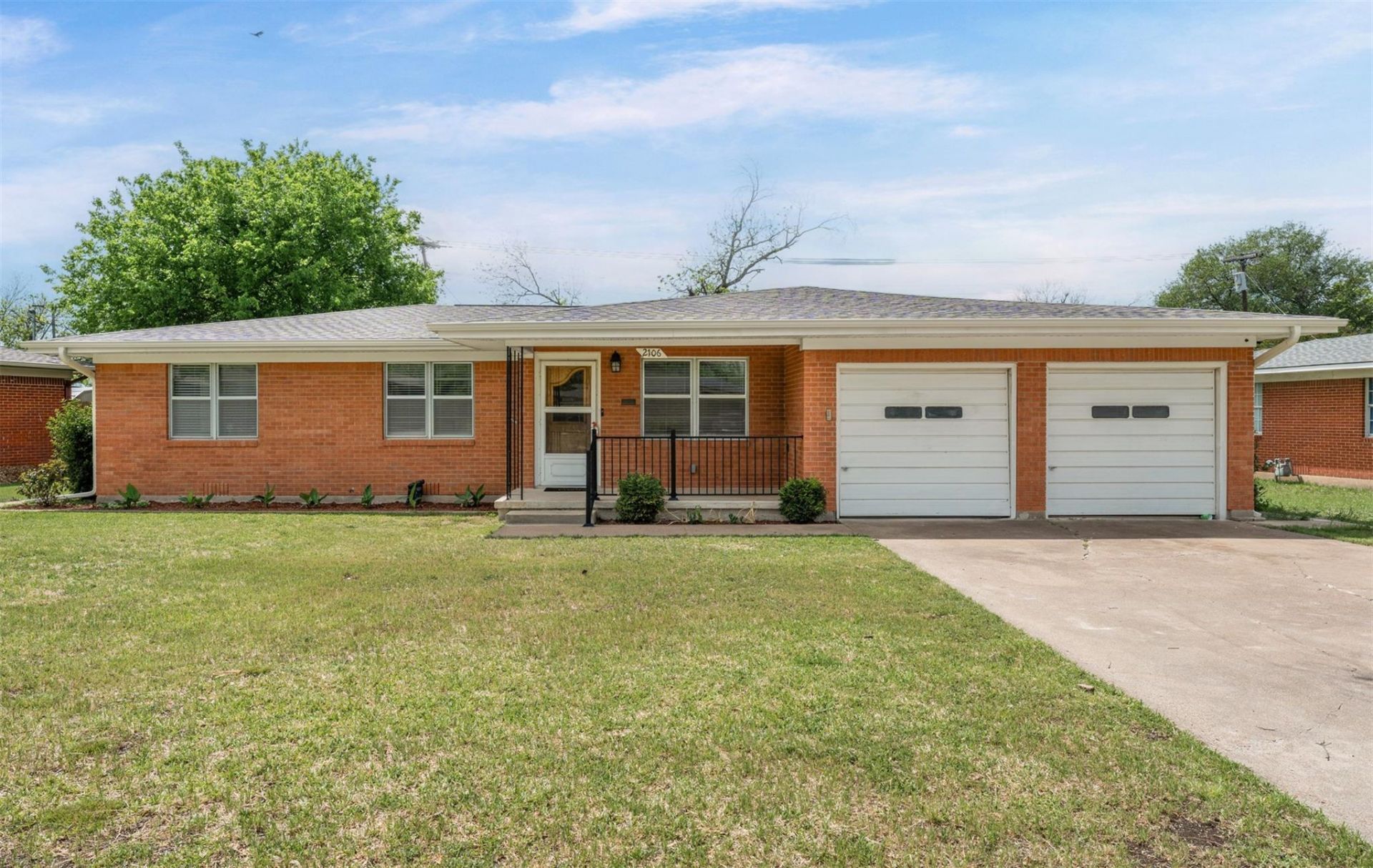 2106 S 47th St, Temple, TX 76504 Main Photo