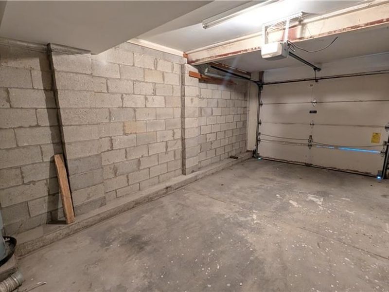 6032 Cinnamon Tree Court, Englewood, OH 45322 Photo 3