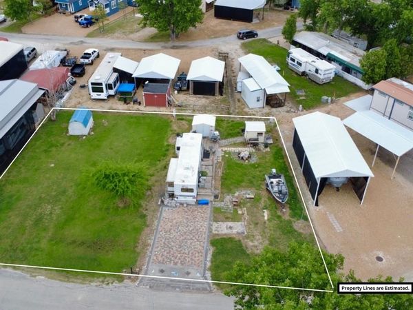 2065 Pelican Isle Drive, Kerens, TX 75144