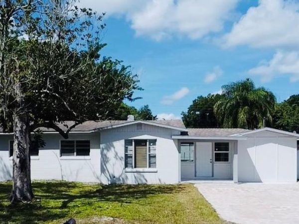 136 LYNBROOK DRIVE, ORLANDO, FL 32807