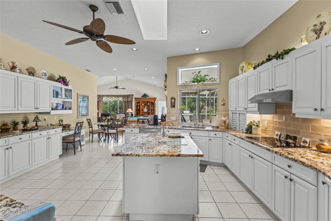 832 Carnoustie Drive, Venice, FL 34293 Photo