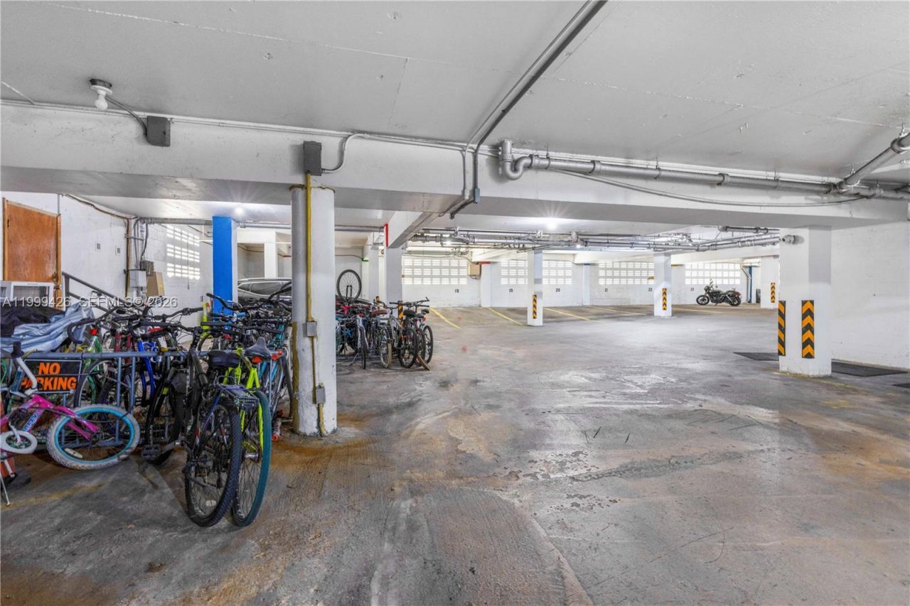 6484 Indian Creek Dr , Unit 214, Miami Beach, FL 33141 Photo