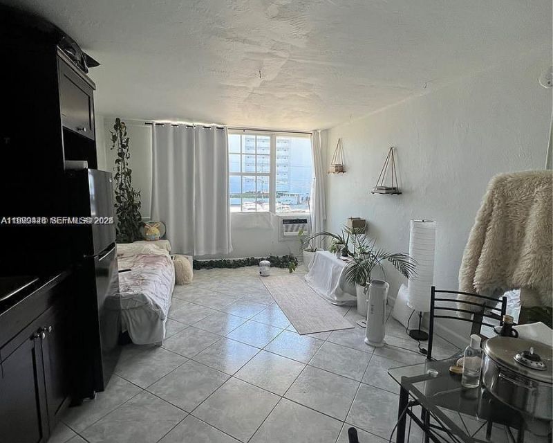 6484 Indian Creek Dr , Unit 214, Miami Beach, FL 33141 Photo