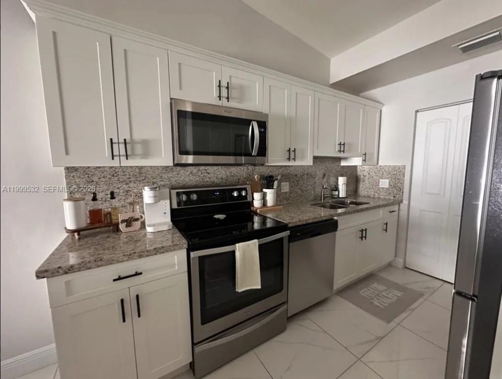 1751 NW 92nd Ave , Pembroke Pines, FL 33024 Photo