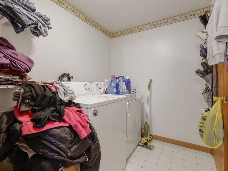 4830 Old Logan Road SE, Lancaster, OH 43130 Photo 20