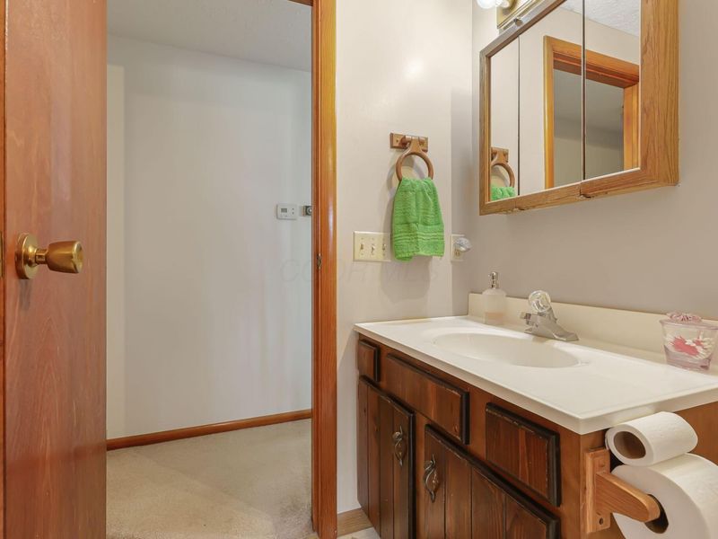 4830 Old Logan Road SE, Lancaster, OH 43130 Photo 22